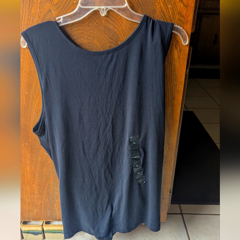 Banana Republic Navy Muscle Tee